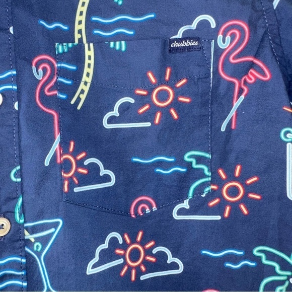 Chubbies The One Man Wolf Pack Friday Shirt The Neon Lights Medium NWT - Picture 7 of 11